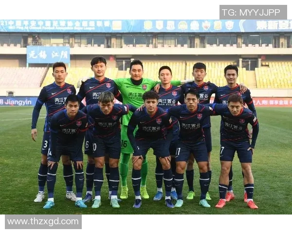 赛后分析:武汉篮球队与重庆篮球队的比赛节奏与战术对比探讨